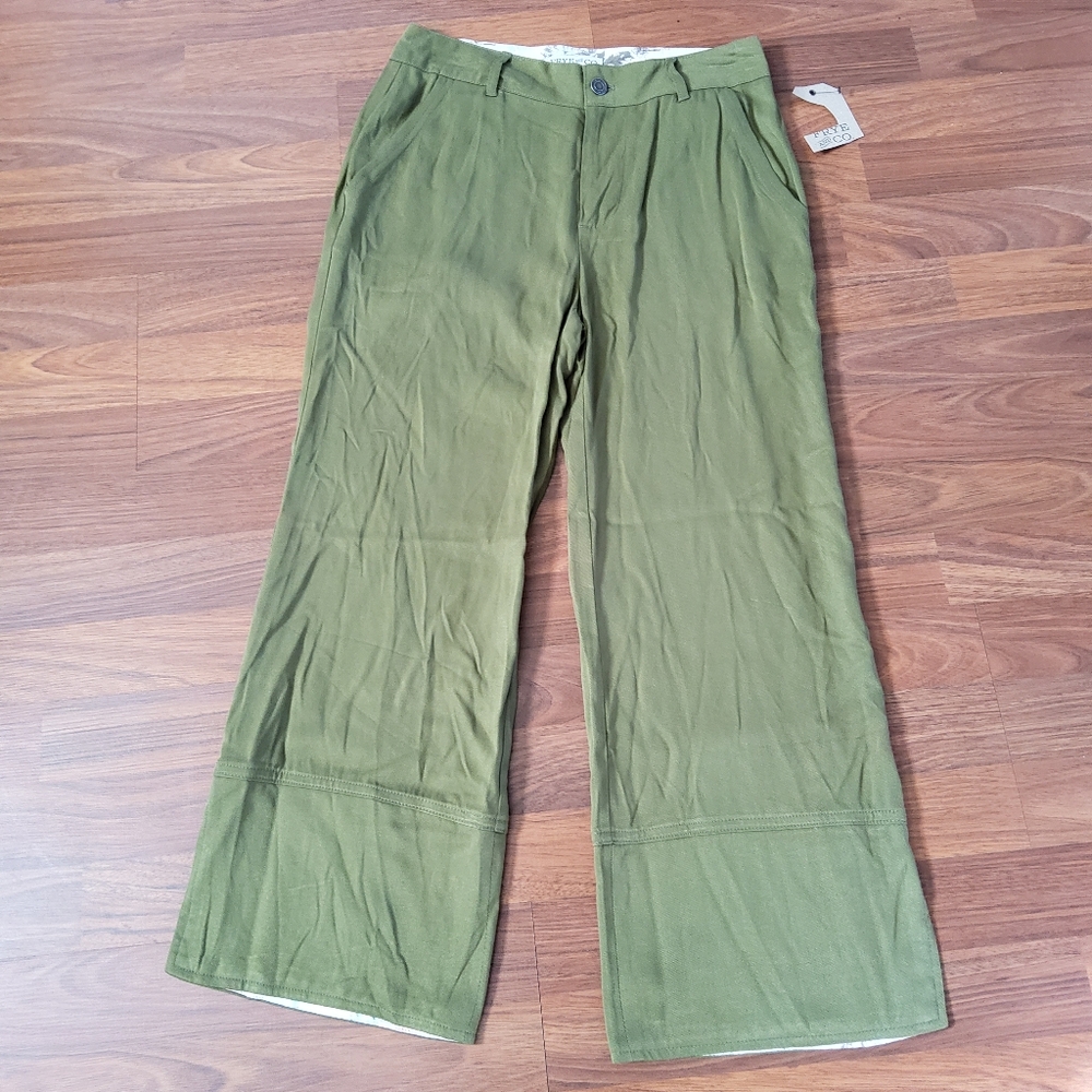 Frye and Co. Wide Leg Crop Trousers Pants Size XS Olive Green New